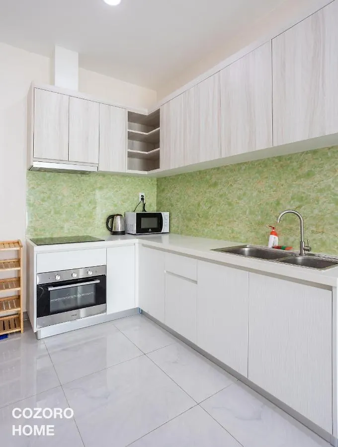 Cozoro Home 4 - Luxury Apartment 2Br & Free Pool & Gym ホーチミン市