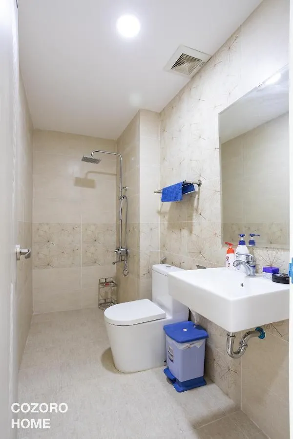 Cozoro Home 4 - Luxury Apartment 2Br & Free Pool & Gym Хошимин 0*,  Вьетнам
