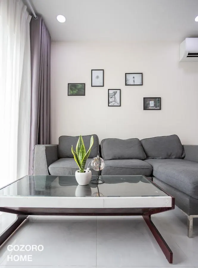 Cozoro Home 4 - Luxury Apartment 2Br & Free Pool & Gym Ho Chi Minh City