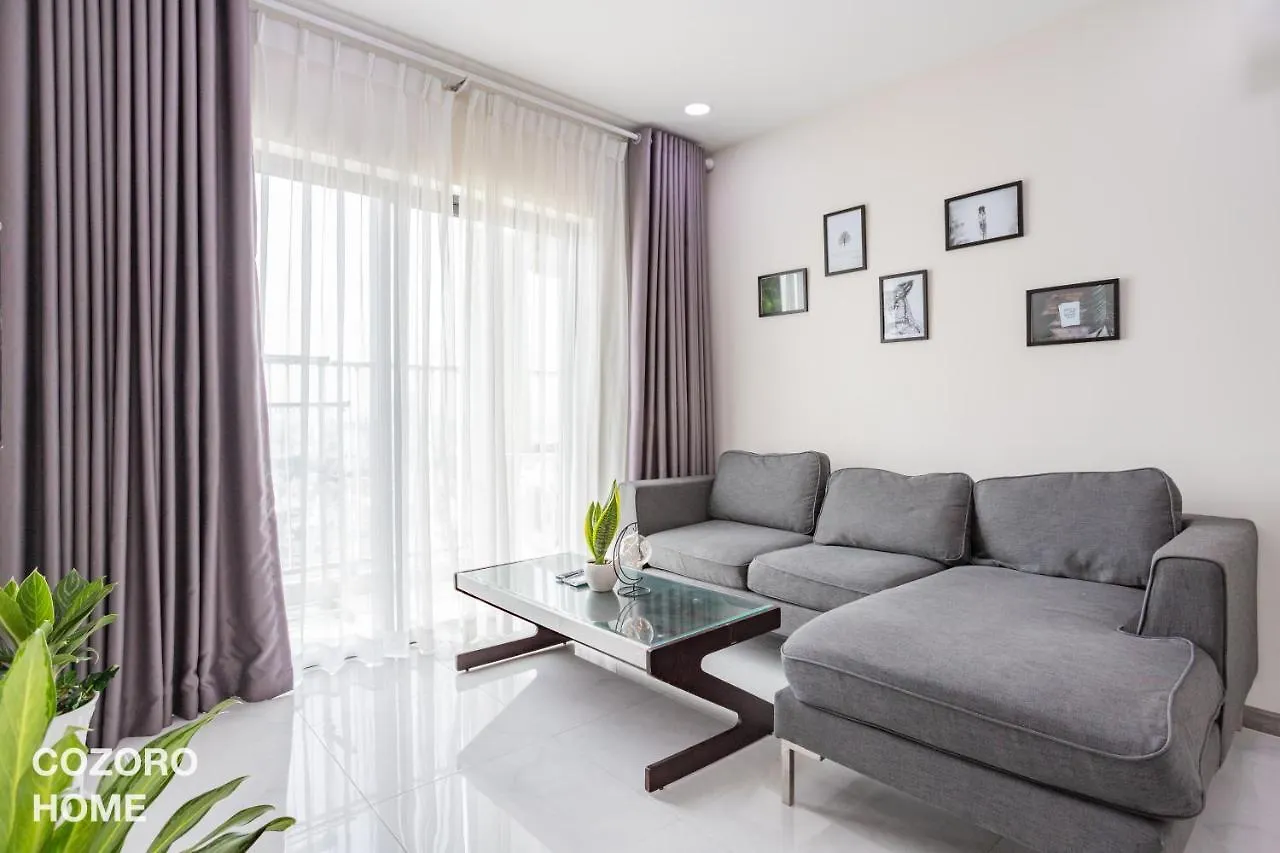 Cozoro Home 4 - Luxury Apartment 2Br & Free Pool & Gym Ho Chi Minh City