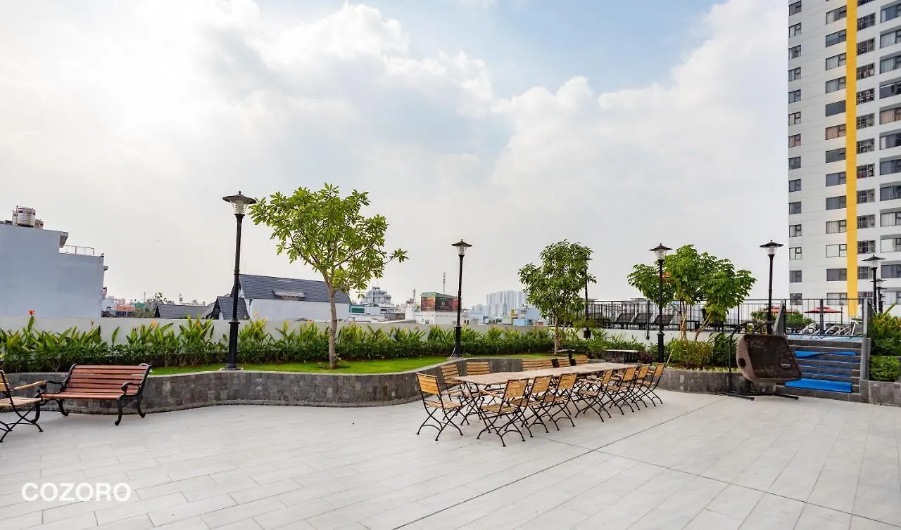 Cozoro Home 4 - Luxury Apartment 2Br & Free Pool & Gym Ho Chi Minh City