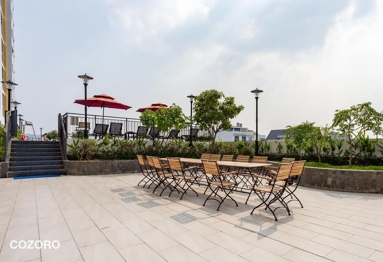 Cozoro Home 4 - Luxury Apartment 2Br & Free Pool & Gym Ho Chi Minh City